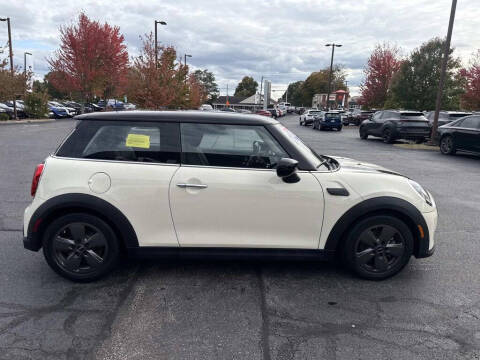 2022 MINI Hardtop 2 Door Oxford Edition
