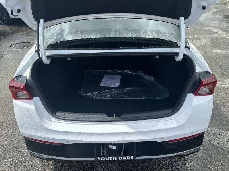 2024 Kia K5 EX