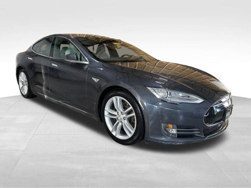 2015 Tesla Model S