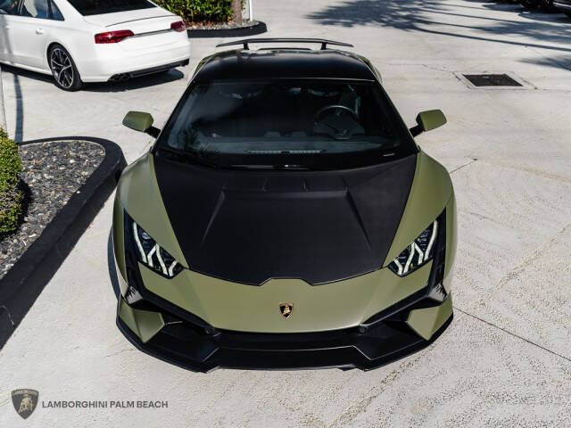 2023 Lamborghini Huracan Tecnica