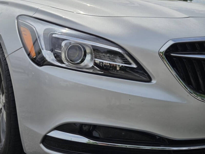 2017 Buick LaCrosse Essence