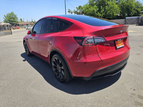 2023 Tesla Model Y Long Range