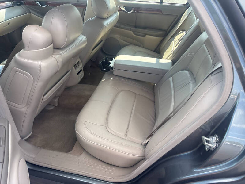 2004 Cadillac DeVille