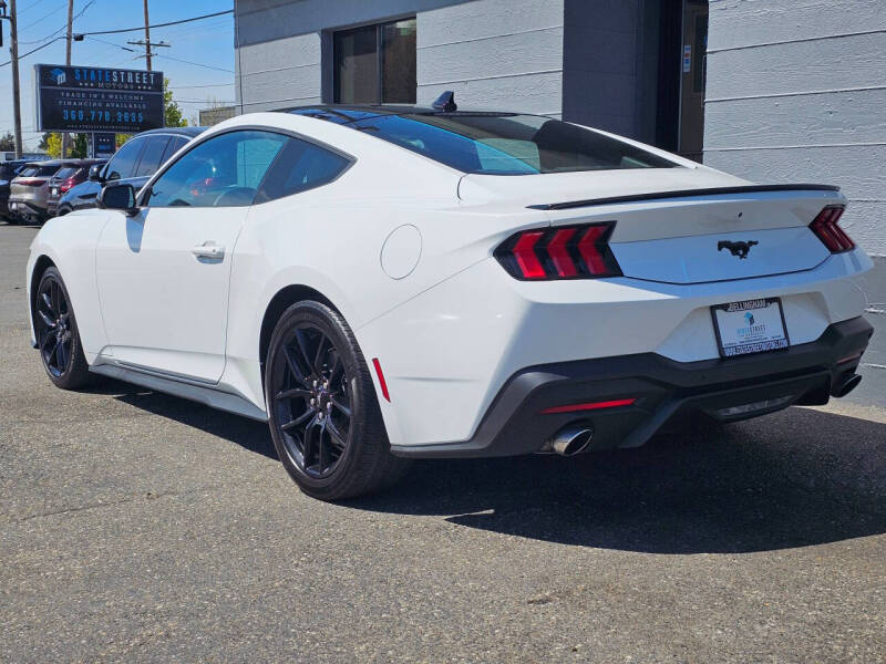 2024 Ford Mustang EcoBoost