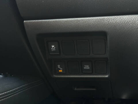 2019 Nissan Pathfinder SV