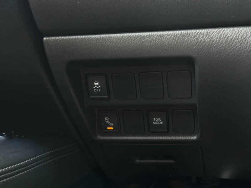 2019 Nissan Pathfinder SV