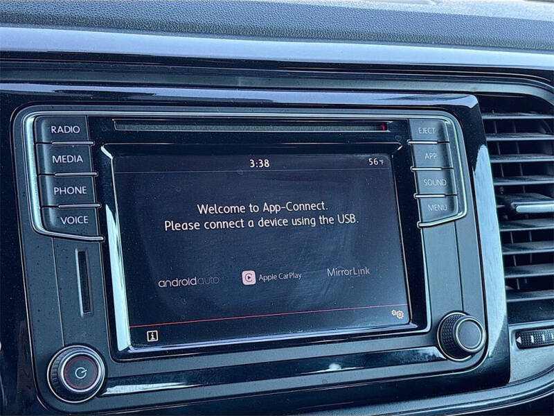 2018 Volkswagen Beetle 2.0T S