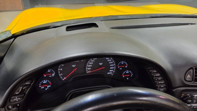 2004 Chevrolet Corvette