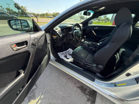 2013 Hyundai Genesis Coupe 2.0T