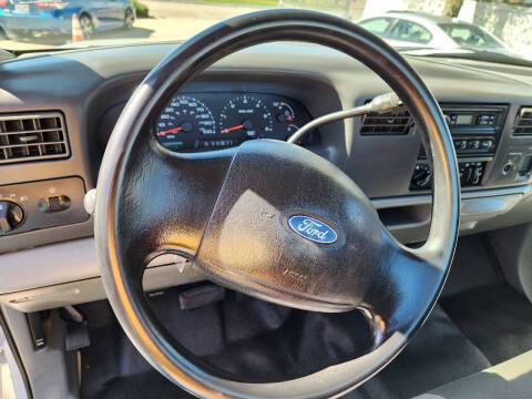 2003 Ford F-250 Super Duty XL