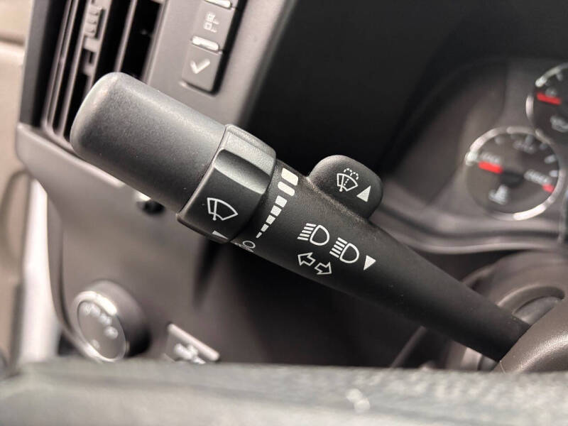 2023 Chevrolet Express 3500