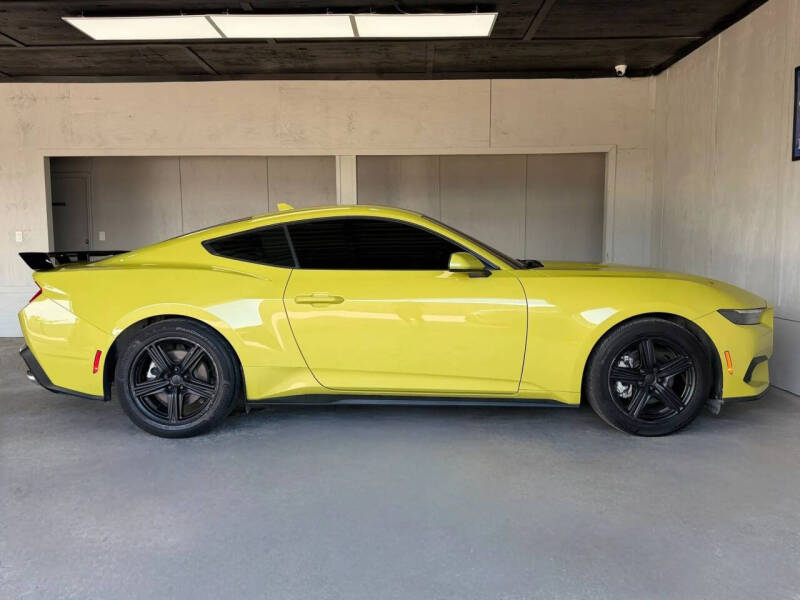 2025 Ford Mustang
