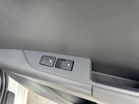 2025 Kia Niro EV Wind