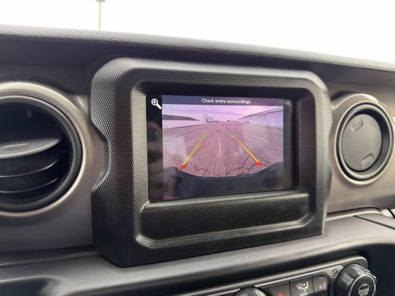 2021 Jeep Gladiator Willys