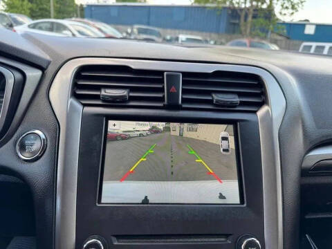 2018 Ford Fusion Hybrid SE