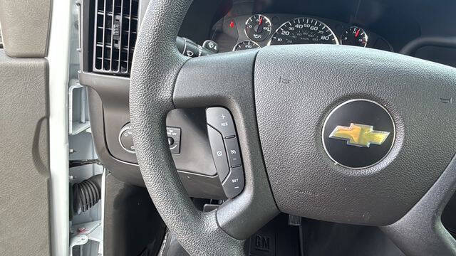 2024 Chevrolet Express LT 3500