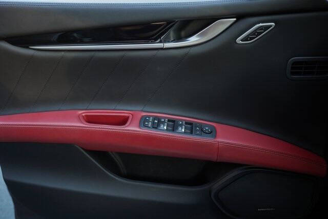 2023 Maserati Ghibli Modena