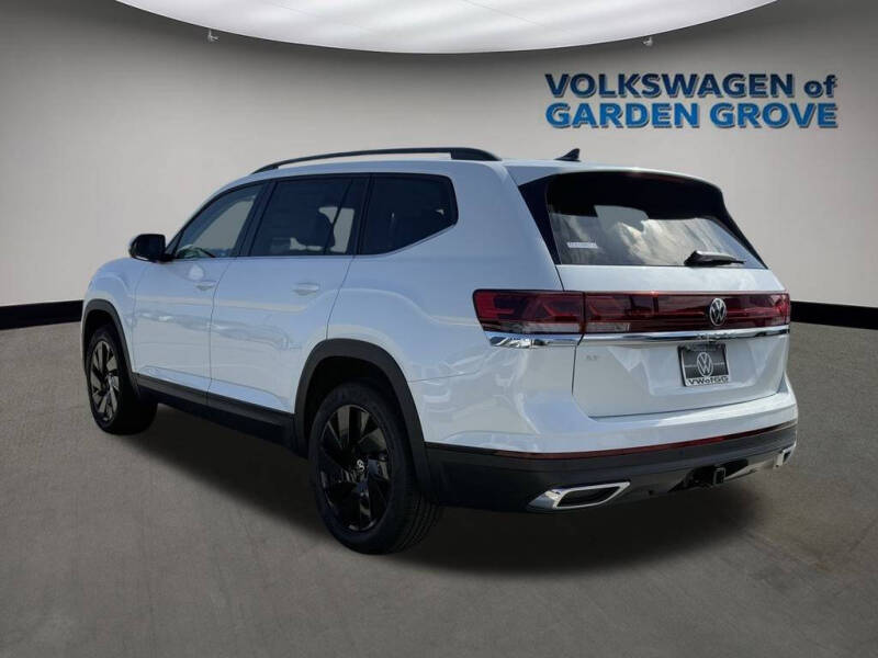 2026 Volkswagen Atlas SE
