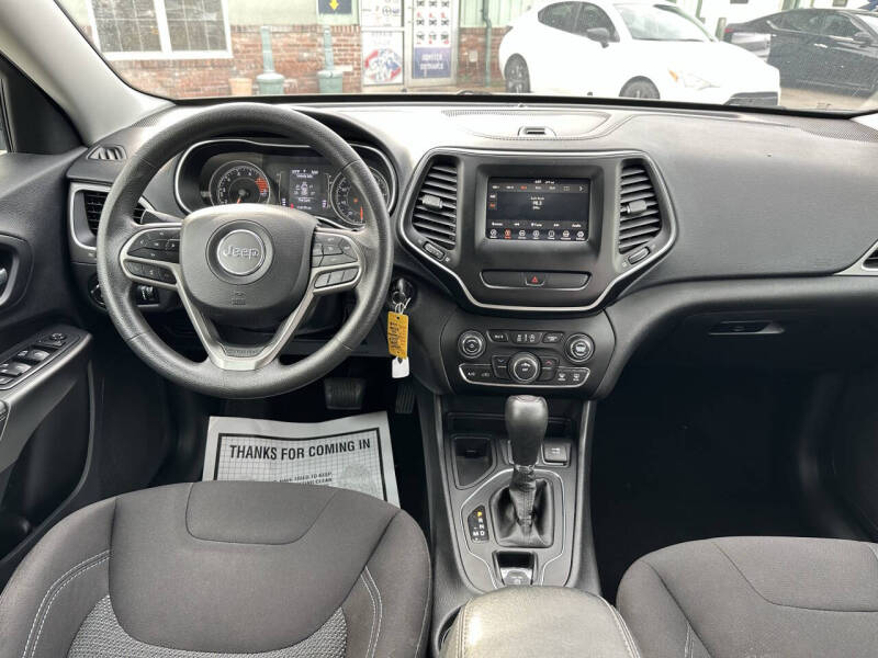 2019 Jeep Cherokee Latitude