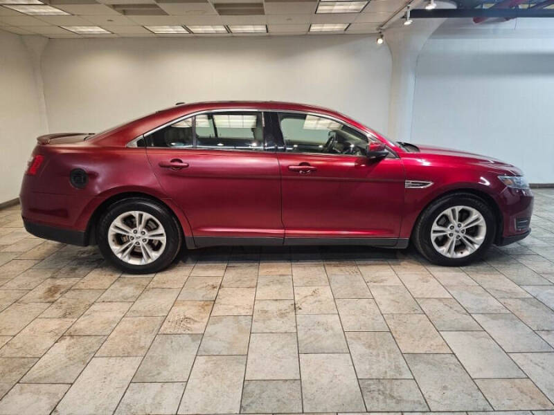 2014 Ford Taurus SEL