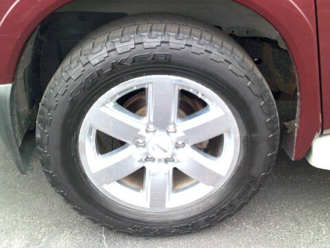 2011 Nissan Armada Platinum
