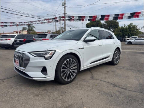 2019 Audi e-tron quattro Prestige