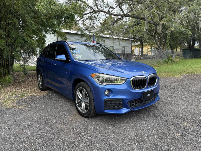 2017 BMW X1 28i photo 3