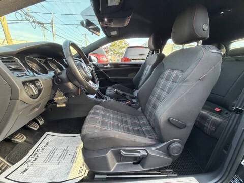 2016 Volkswagen Golf GTI S
