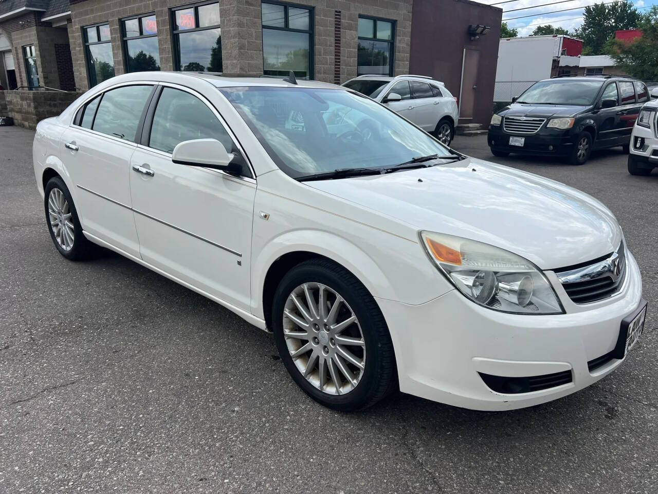White 2007 Saturn Aura XR XR 4dr Sedan 2