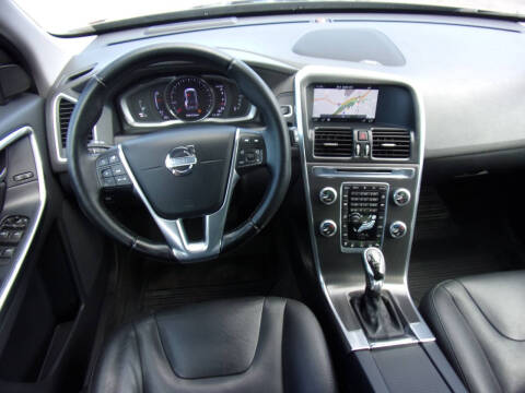 2015 Volvo XC60 T5 Drive-E Platinum