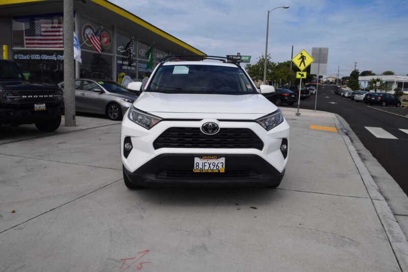 2019 Toyota RAV4 XLE