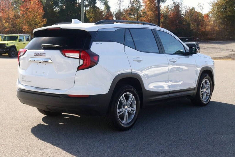 2023 GMC Terrain SLE