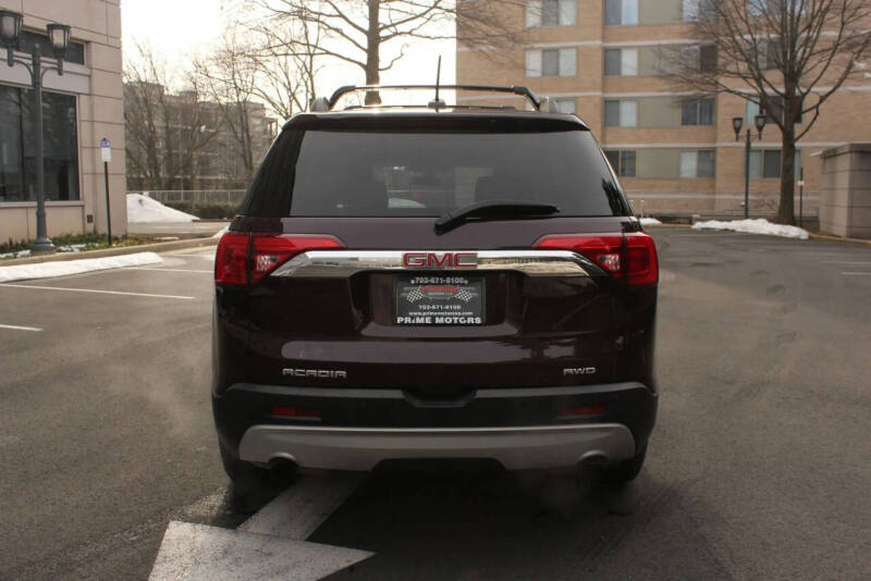 2017 GMC Acadia SLE-2