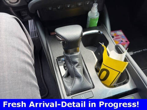 2024 Lexus ES 350 F SPORT Handling