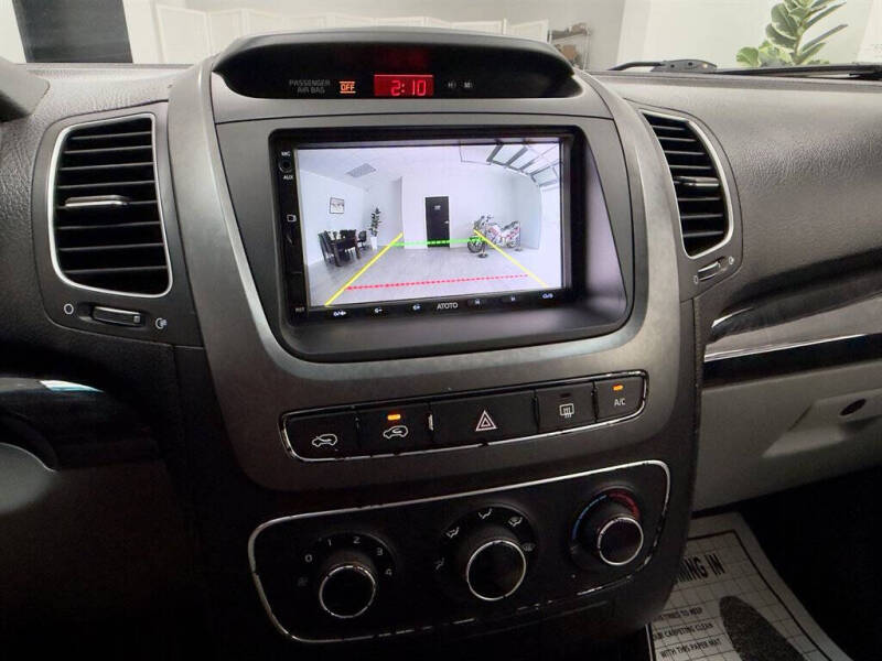 2015 Kia Sorento LX