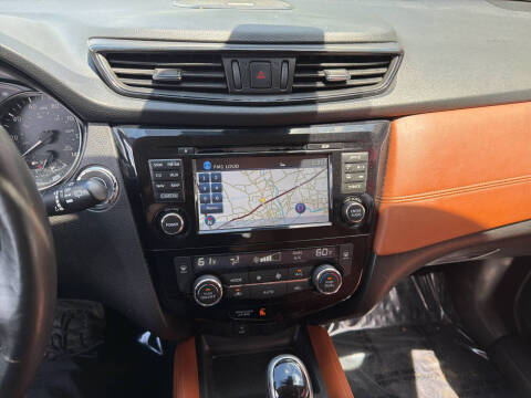 2017 Nissan Rogue SL