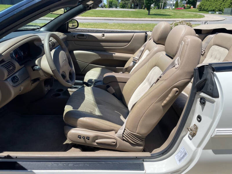 2004 Chrysler Sebring LXi