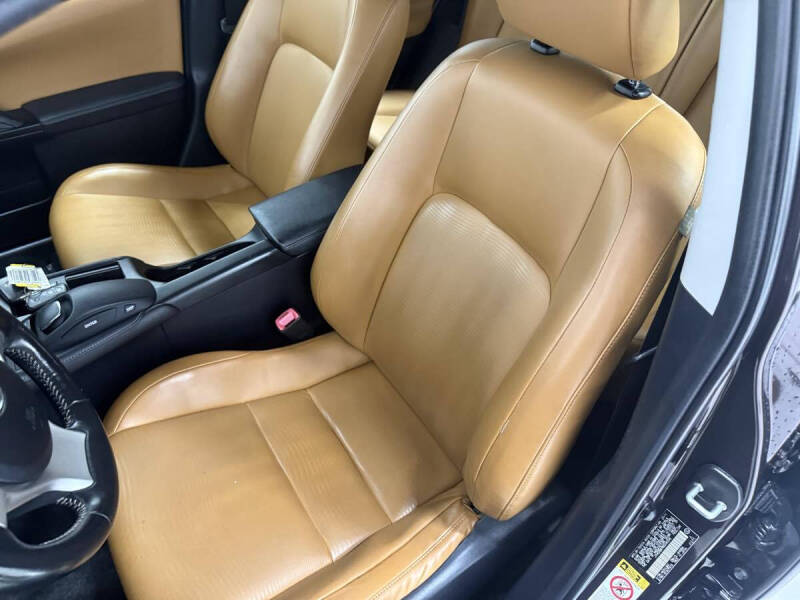 2011 Lexus CT 200h Premium