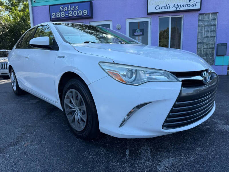 2017 Toyota Camry Hybrid