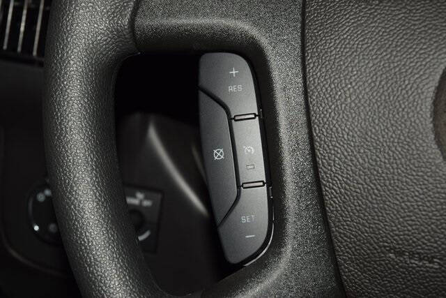 2025 Chevrolet Express 2500