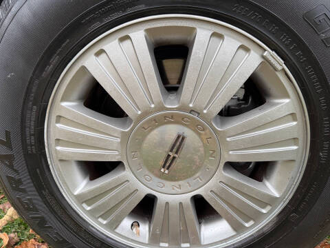 2012 Lincoln Navigator L