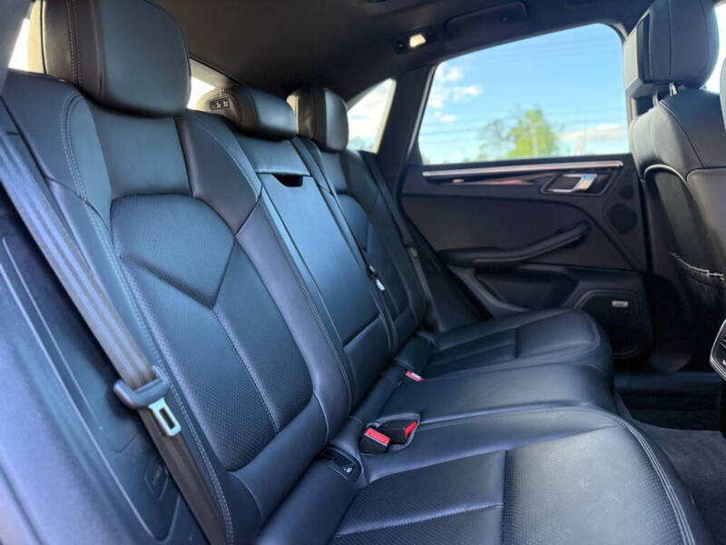 2020 Porsche Macan
