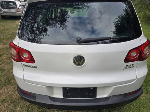 2009 Volkswagen Tiguan SE 4Motion