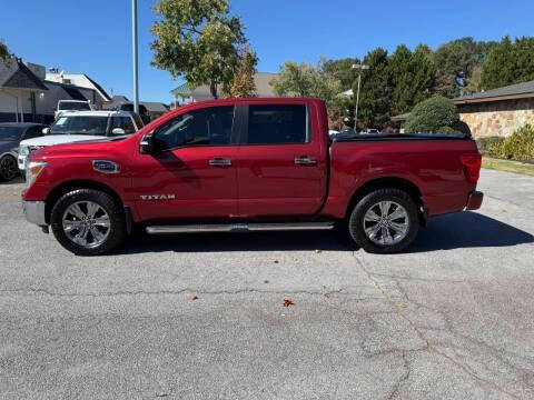 2017 Nissan Titan SV