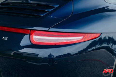 2015 Porsche 911 Carrera 4S