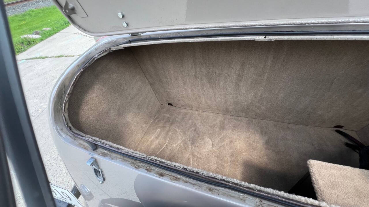 1936 Ford Custom 20