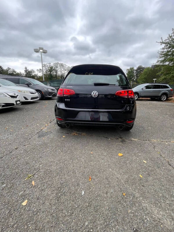 2017 Volkswagen Golf GTI S