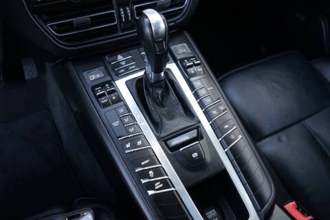 2019 Porsche Macan S