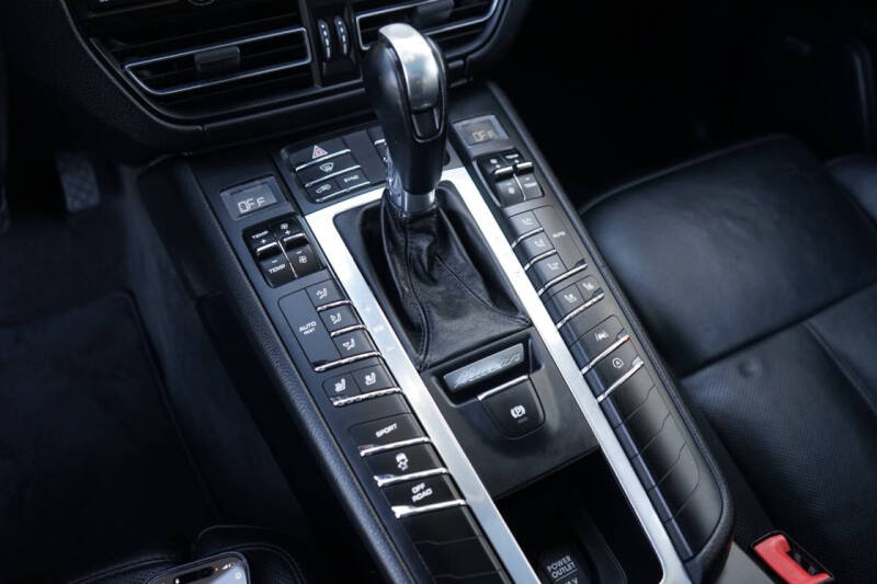 2019 Porsche Macan S