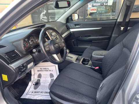 2010 Subaru Outback 2.5i Premium